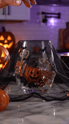 🎃👻 3D Halloween Glassware – Artisan Design, Luminous Glow, Perfect for Fall & Festive Sips