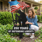 🏡 Honoring 250 Years of Liberty – Patriotic Garden Stake, Kneeling Soldier with American Flag 🎆✨