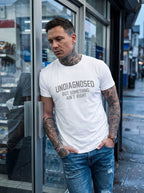😂 Funny Slogan Graphic T-Shirt, Undiagnosed But Something Ain't Right Casual Short Sleeve Top